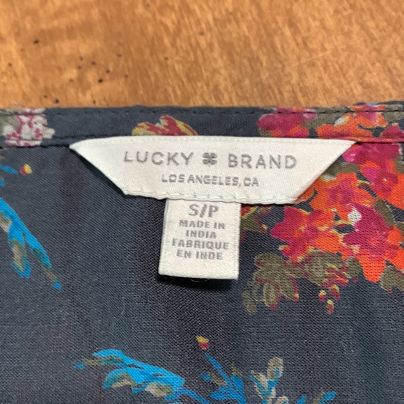 Lucky Brand floral blouse size small EUC - Picture 5 of 7